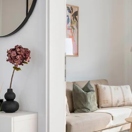 Daire Comfort In The Heart Of